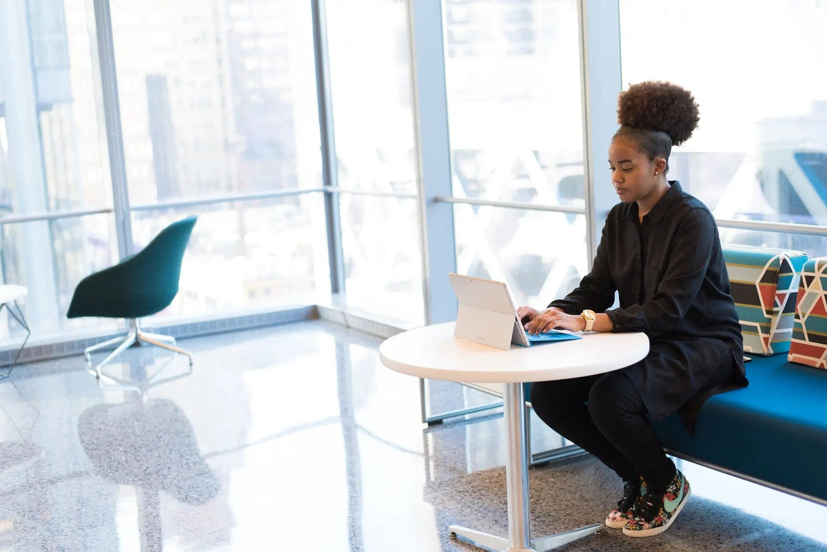 Create an Ideal Workspace – Ixaxa Office Furniture